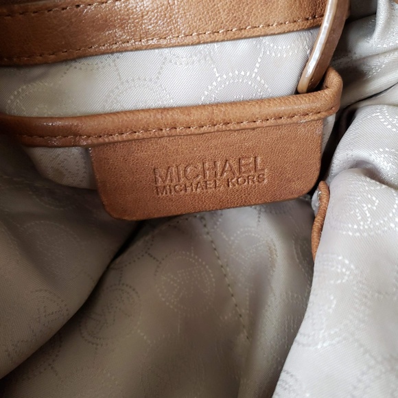 Michael Kors camel/brown/tan leather shoulder bag - Picture 8 of 8